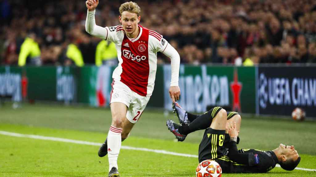 Frenkie de Jong en un lance del partido contra la Juventus / EFE