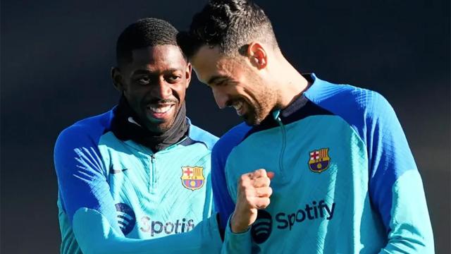 Sergio Busquets y Ousmane Dembelé, durante un entrenamiento / REDES