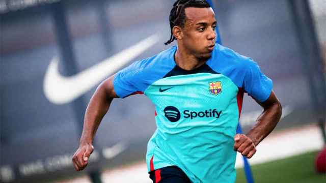 Jules Koundé, durante un entrenamiento con el FC Barcelona aportando intangibles / FCB