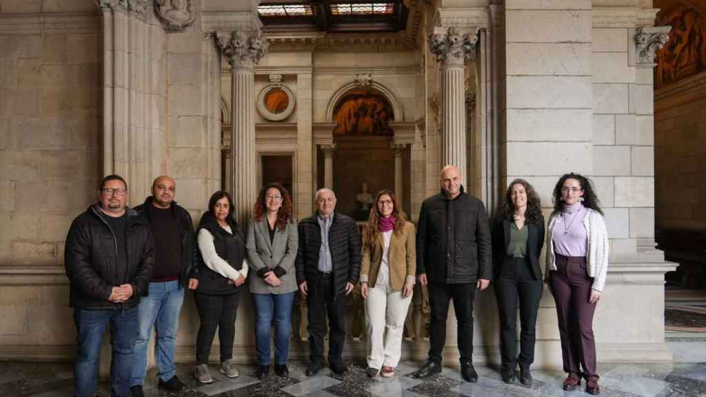 La concejal de Derechos Sociales, Justicia Global y Feminismos y LGTBI del Ayuntamiento de Barcelona, Laura Pérez (4), junto a una delegación municipal de Nablus / AYUNTAMIENTO DE BARCELONA