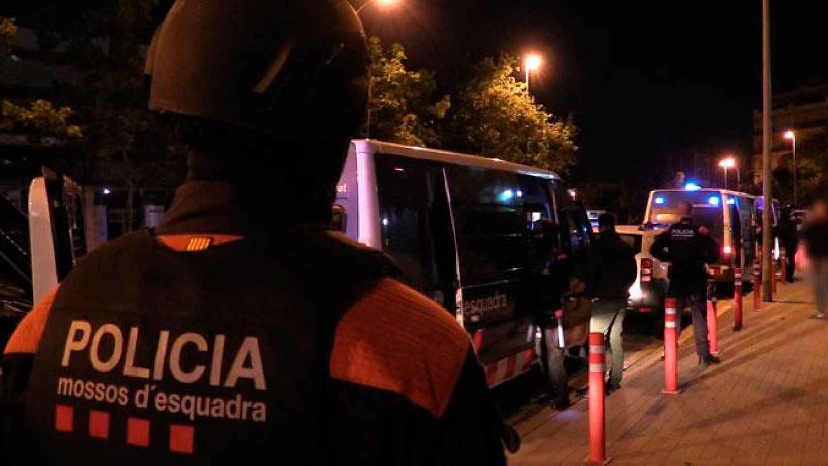 Agentes de los Mossos d'Esquadra, en una operación anterior / CME