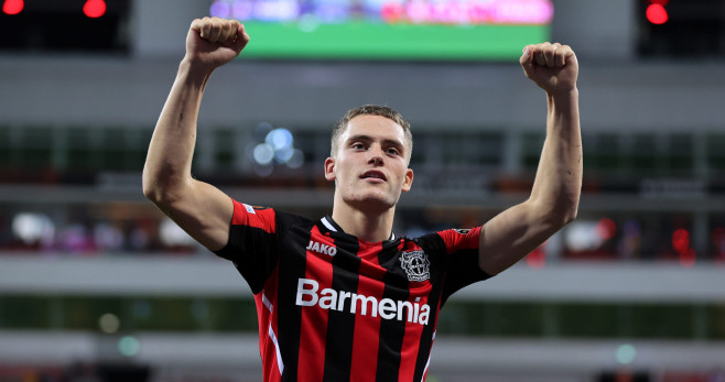 Florian Wirtz, en un partido con el Bayer Leverkusen : REDES