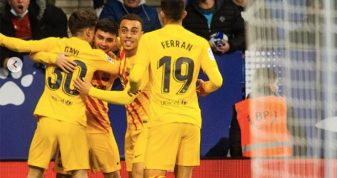 Pedri, Dest, Ferran Torres y Gavi, celebrando el primer gol en Cornellá / FCB