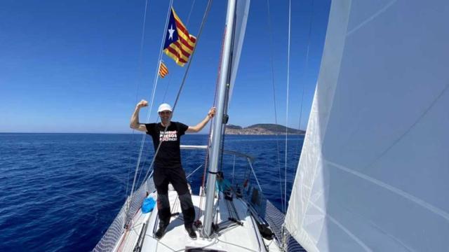 Salvador Vergés, diputado de JxCat, de velero hacia Alguer / @salvaverges (TWITTER)