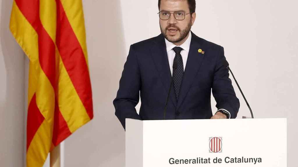 El presidente de la Generalitat, Pere Aragonès, durante el acto de toma de posesión de sus 14 'consellers', dos más que en la pasada legislatura / EFE