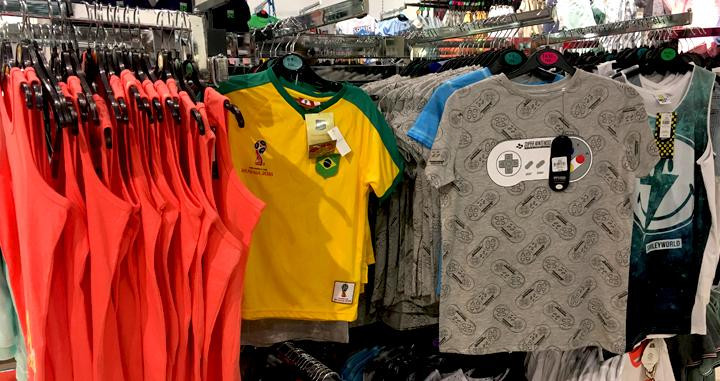 El equipamiento infantil de la selección de Brasil que se vende en el departamento de niño de Primark / CG