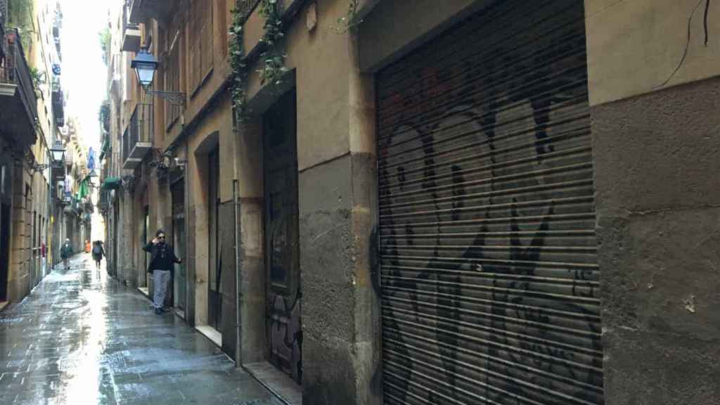 Calle del barrio gótico de Barcelona / MA