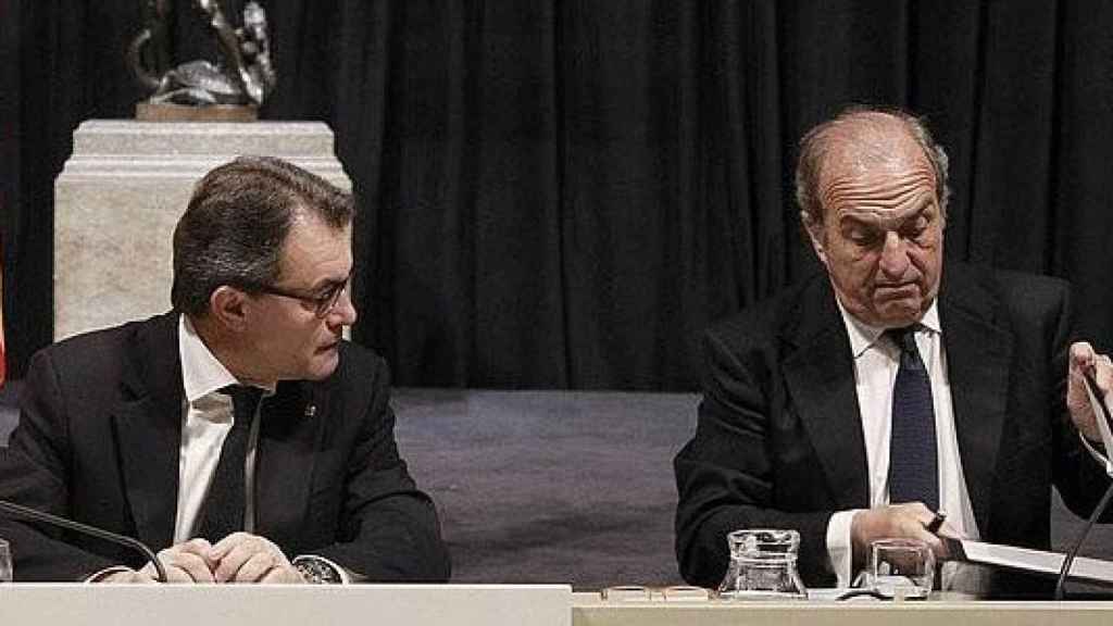 El presidente de la Generalitat, Artur Mas (izquierda), y el líder de Foment del Treball, Joaquim Gay de Montellà (derecha), en una imagen de archivo