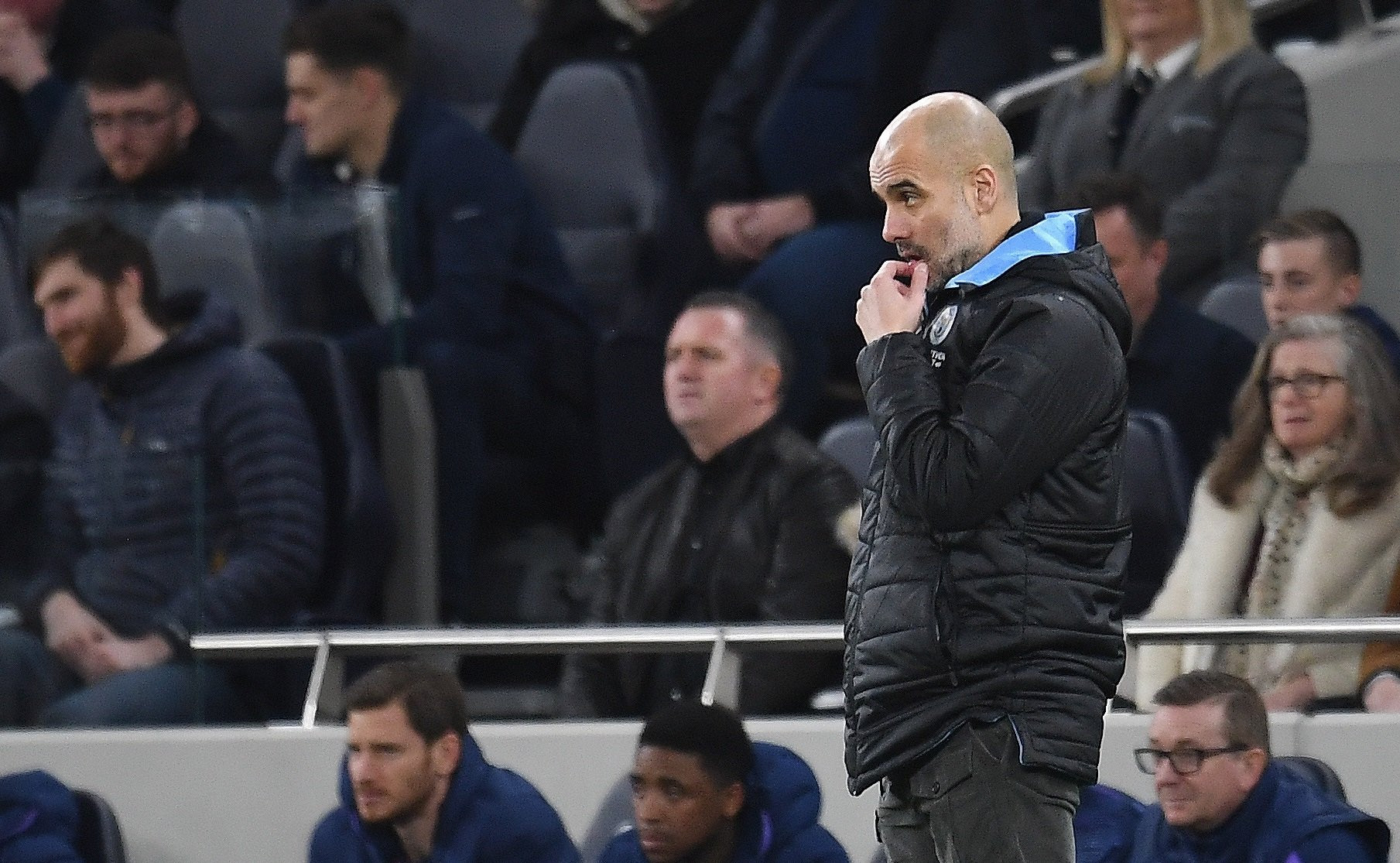 Guardiola durante un partido del Manchester City / EFE