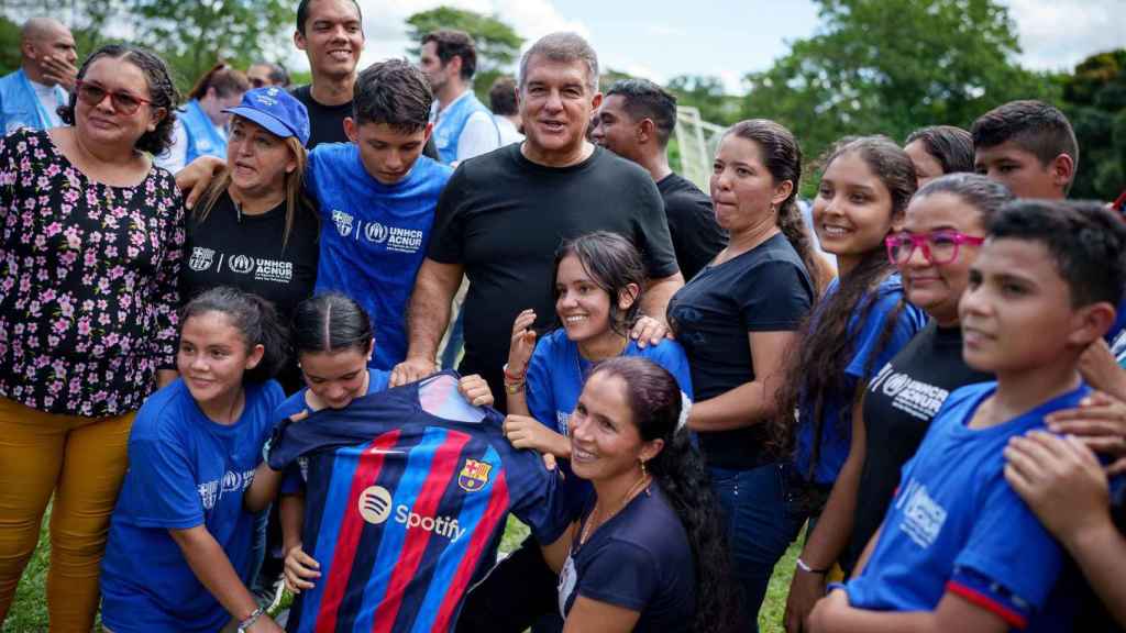 Laporta obra el milagro en Colombia de la mano de ACNUR / EFE