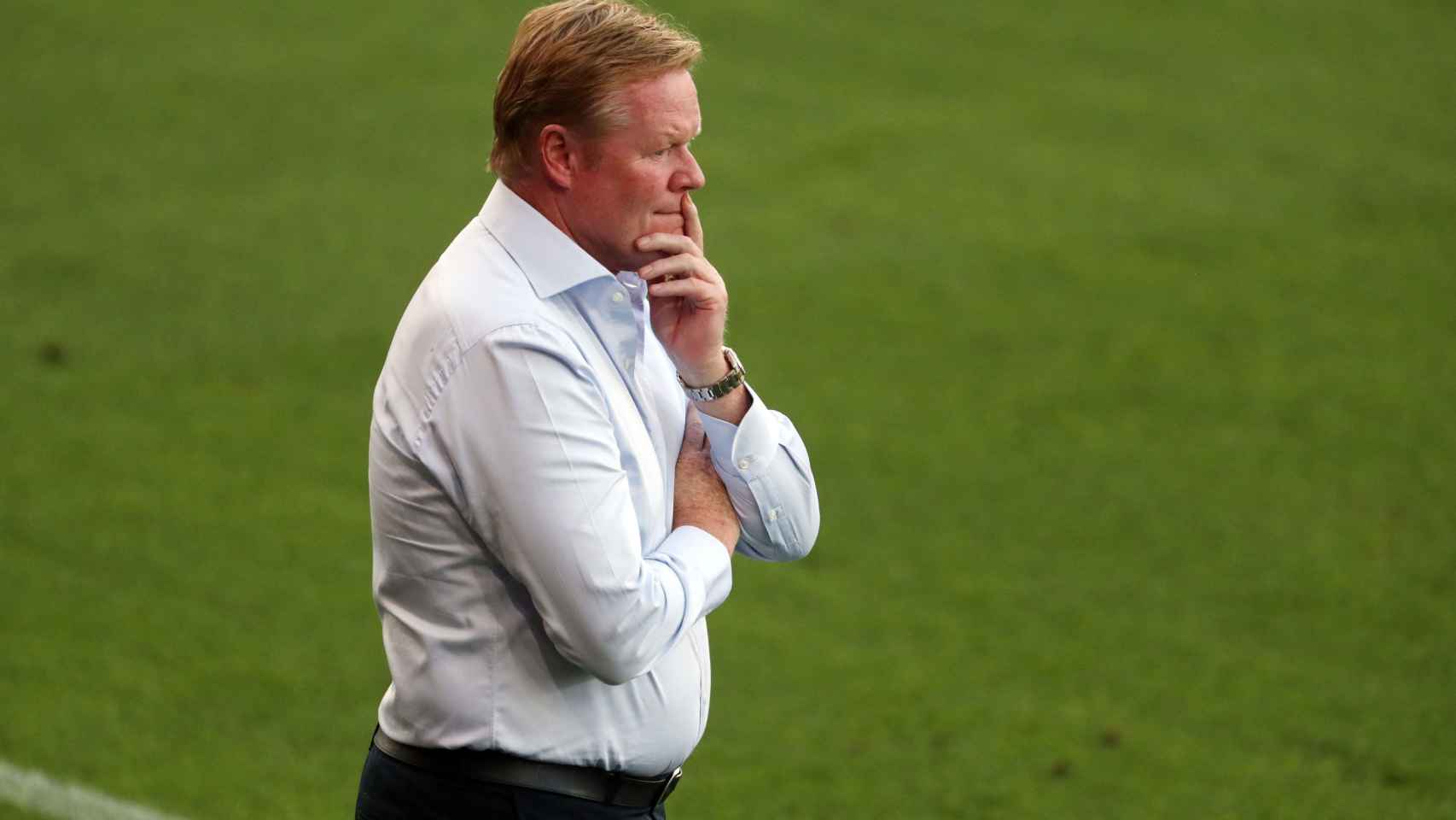 Ronald Koeman dirigiendo al Barça contra el Girona / FC Barcelona