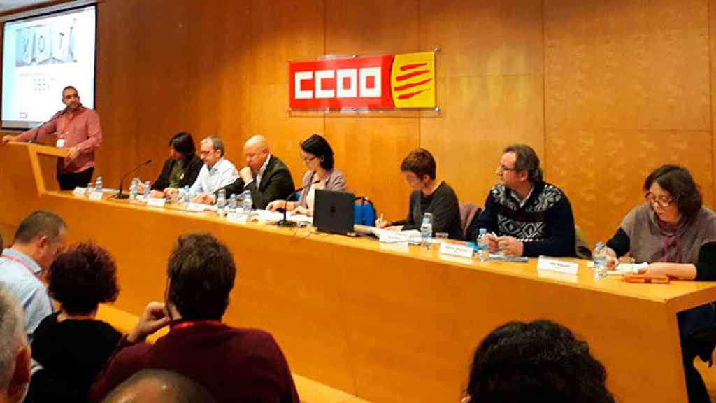 El coloquio organizado por CCOO con los partidos políticos de cara a las elecciones del 21D