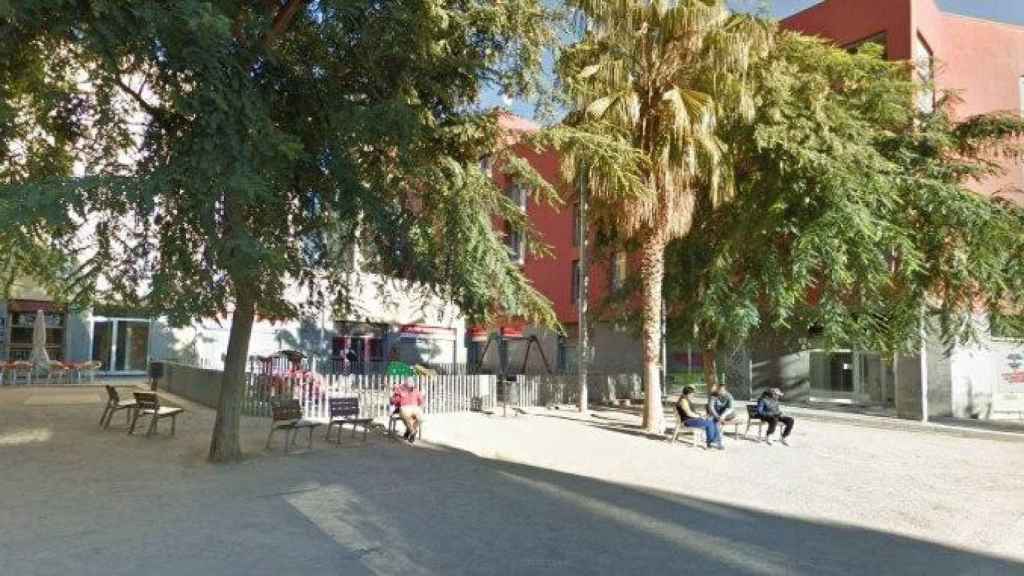 La plaza Salvador Seguí en el barrio del Raval de Barcelona / GOOGLE