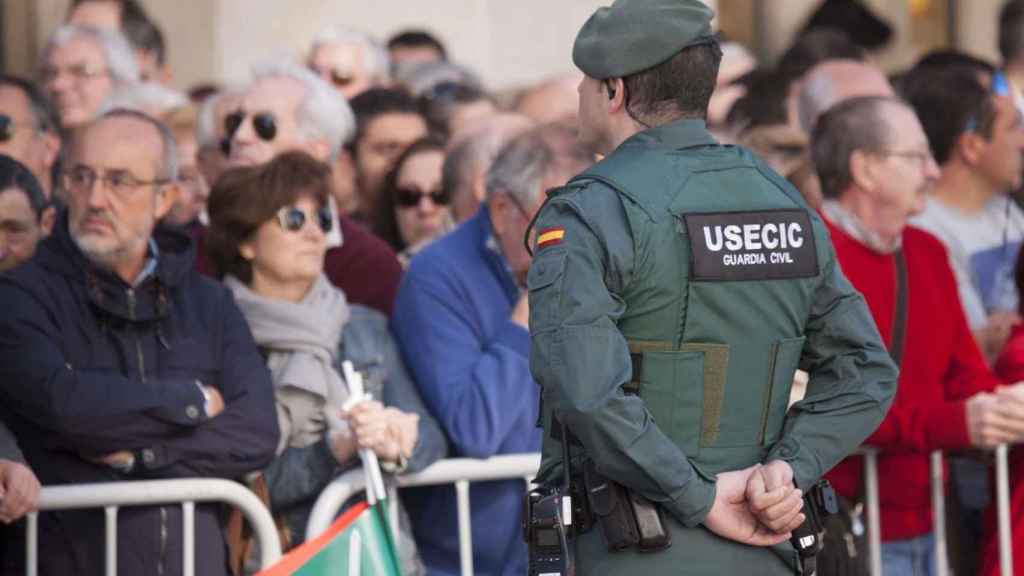 Un agente de la Guardia Civil ejerciendo funciones de orden público / EUROPA PRESS