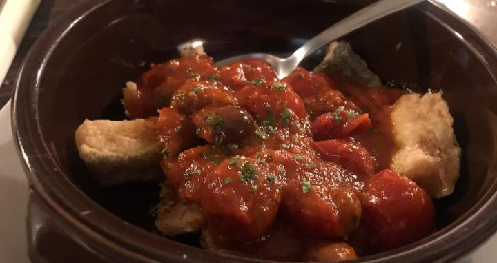 Bacalao frito con tomate en Campagnola / EB