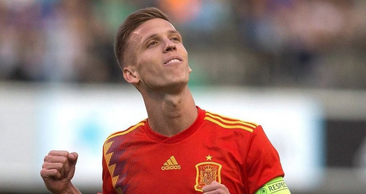 Dani Olmo celebra un gol con la selección española sub 21 / EFE