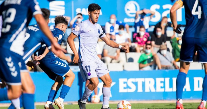 Nils Mortimer en una acción contra el Sabadell / FC Barcelona