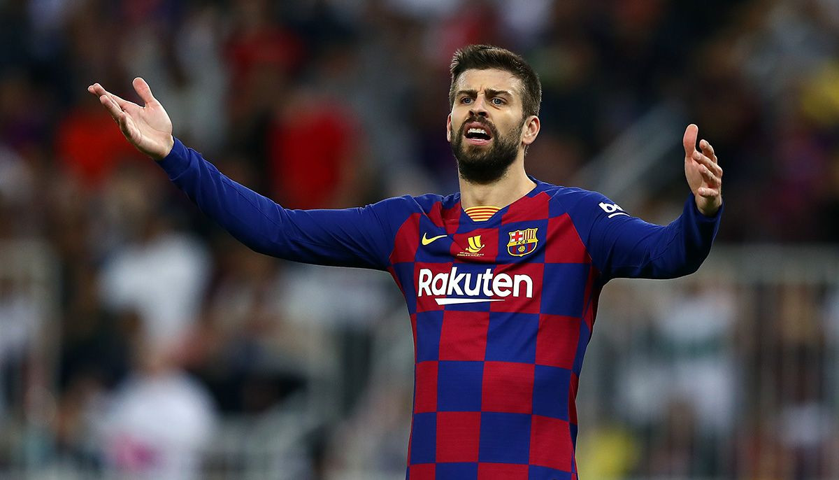 Gerard Piqué se lamenta en un partido del Barça | EFE