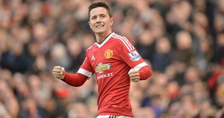 Una foto de archivo de Ander Herrera con el Manchester United / EFE