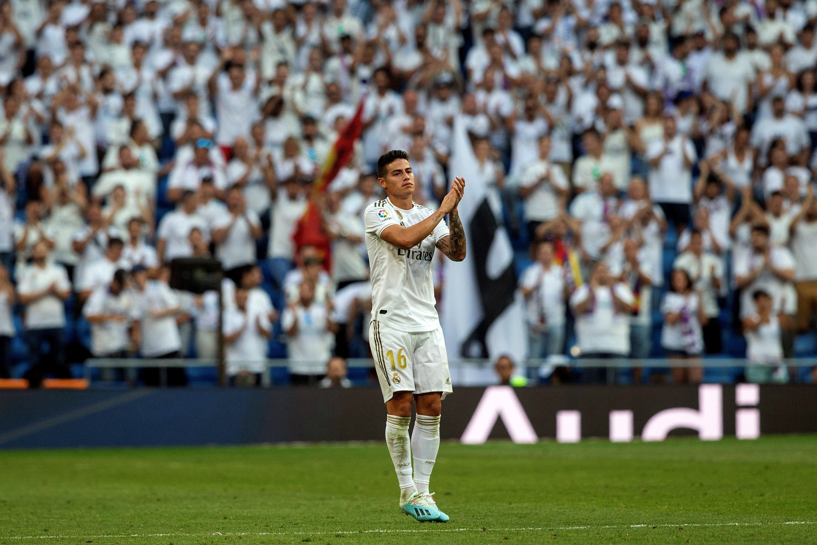 Una foto de James Rodríguez en su regreso al Bernabéu como jugador del Real Madrid / EFE