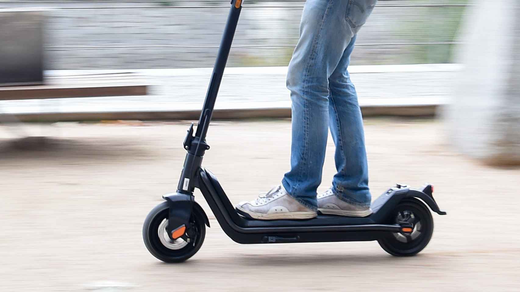 Patinetes eléctricos, vehículos que desde el 1 de febrero no podrán acceder al transporte público en Barcelona/ ARCHIVO