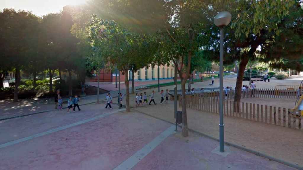 Plaza Can Fabra de Sant Andreu, Barcelona / GOOGLE STREET VIEW