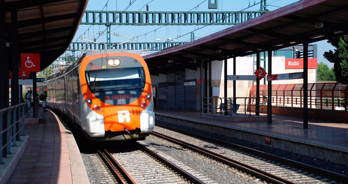 Imagen de un tren de Rodalies de Renfe, ejemplo de la baja ejecución en infraestructuras / CG