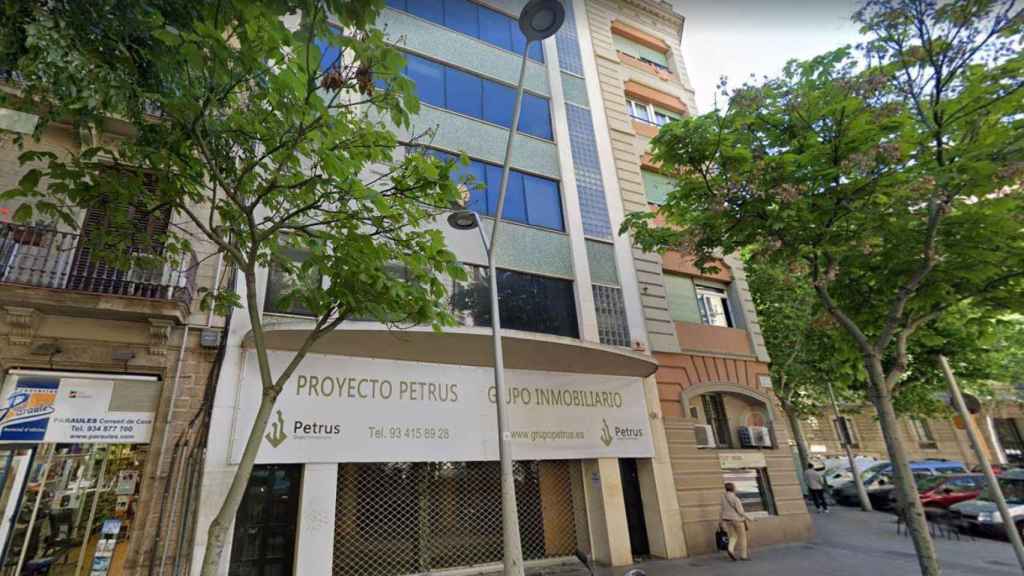 Sede social de Inmobiliaria Gaudí SA en la calle Consejo de Ciento de Barcelona / CG