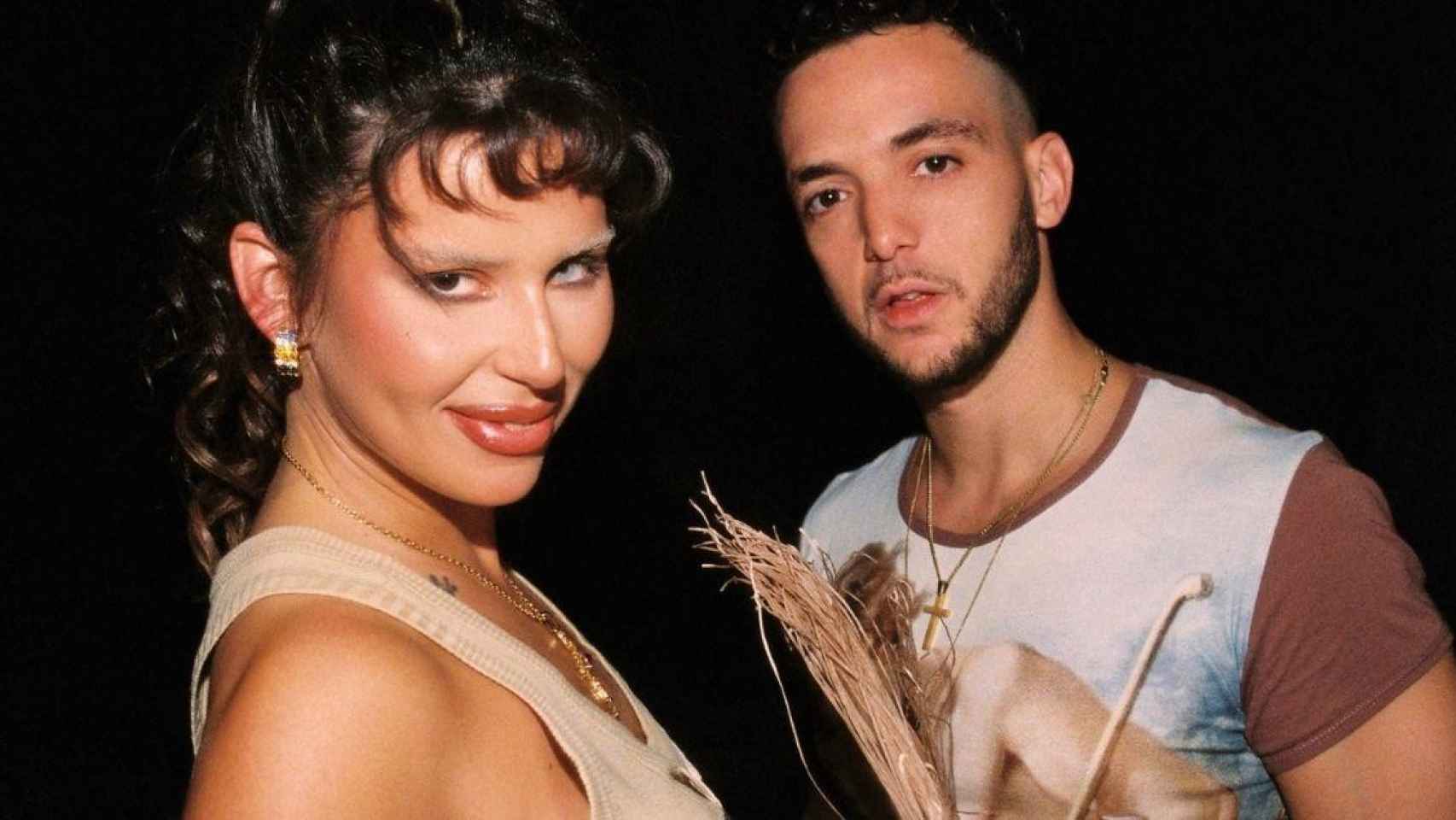 C. Tangana y Nathy Peluso en su videoclip 'Ateo' / YOUTUBE