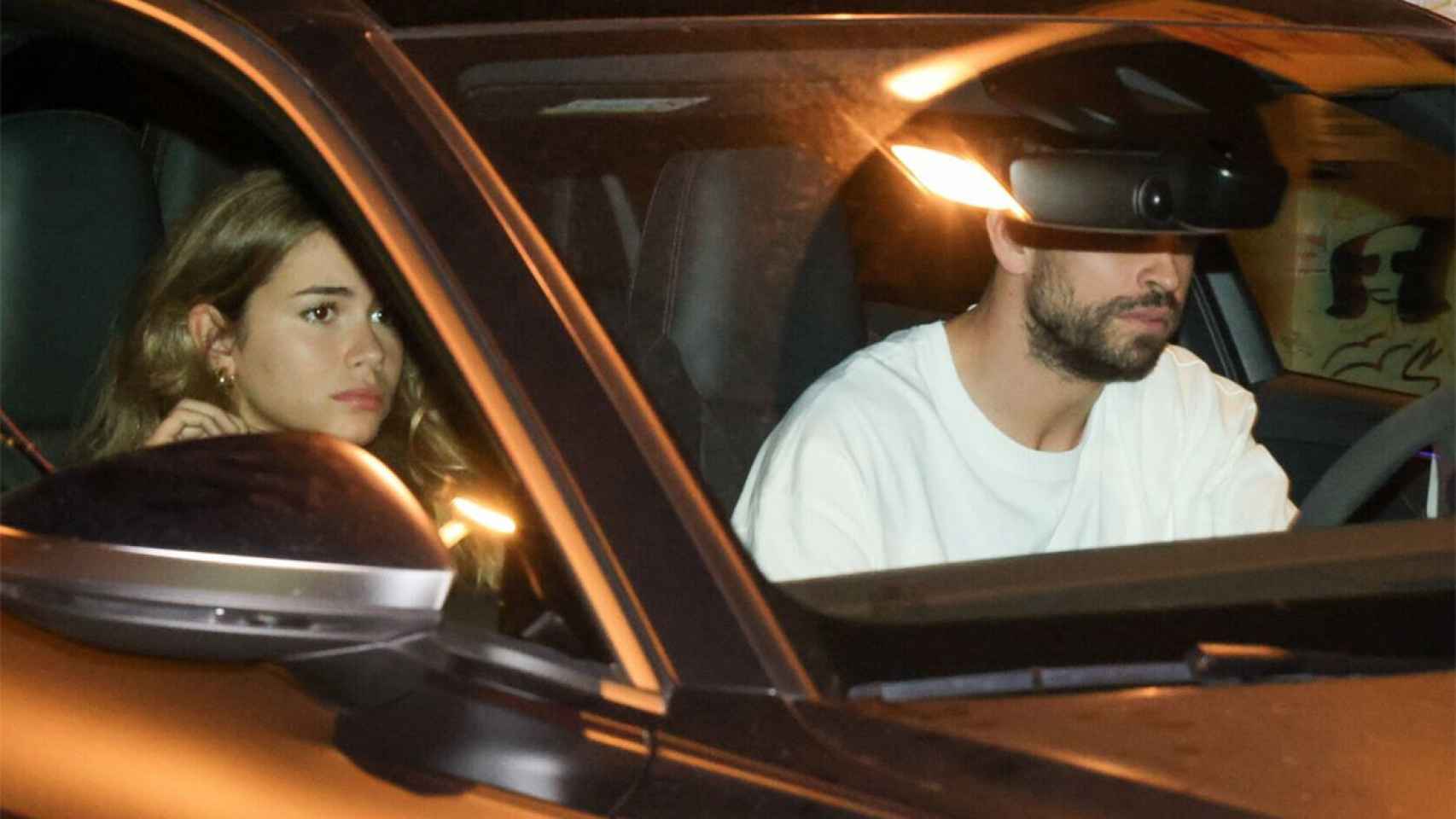 Gerard Piqué y Clara Chía, juntos en un coche / REDES