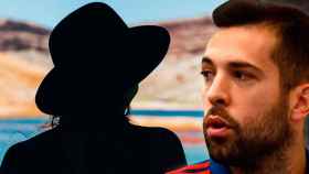 Jordi Alba y la silueta de una mujer misteriosa / FOTOMONTAJE DE CULEMANÍA