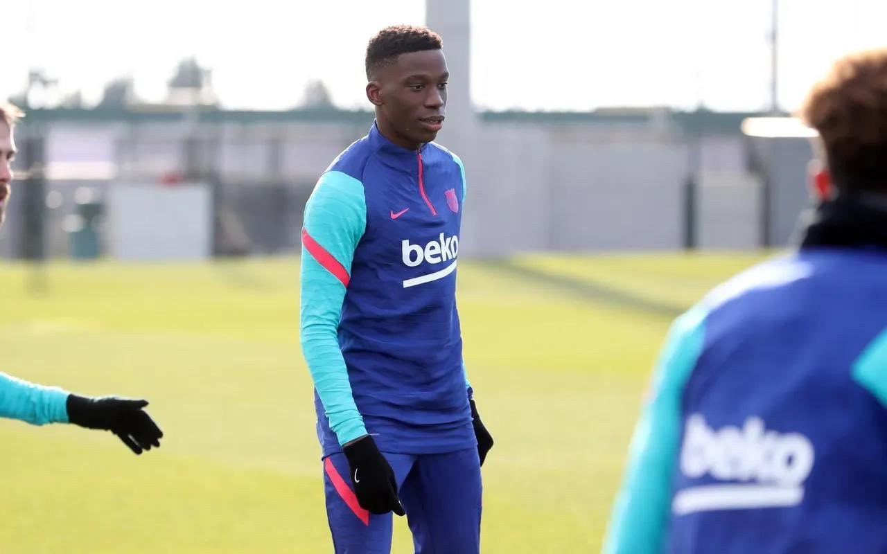 Ilaix Moriba, en un entrenamiento del Barça | FCB