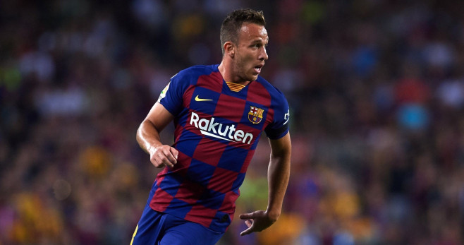 Arthur en un partido con el Barça / EFE