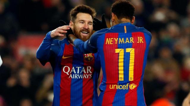 Messi y Neymar celebran un gol con el Barça / EFE
