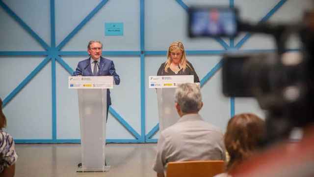 Jaume Giró, conseller de Economía, y Violant Cervera, consellera de Derechos Sociales, que han solicitado la cesión de los pisos de la Sareb en Cataluña / EP