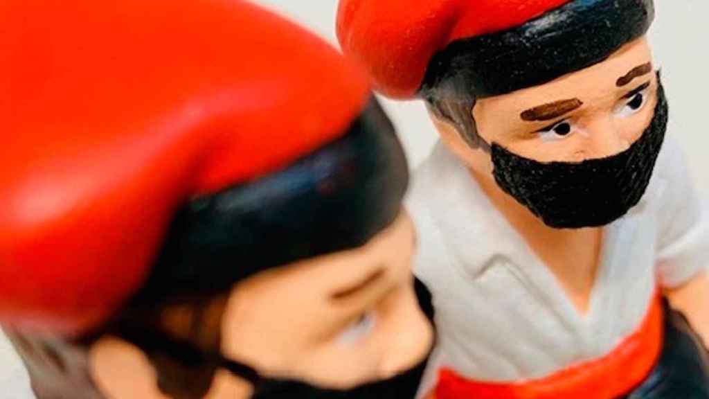 'Caganers' con mascarilla / CAGANER.COM