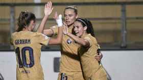 El Barça Femenino festeja el gol de Aitana Bonmatí en la Champions League / EFE