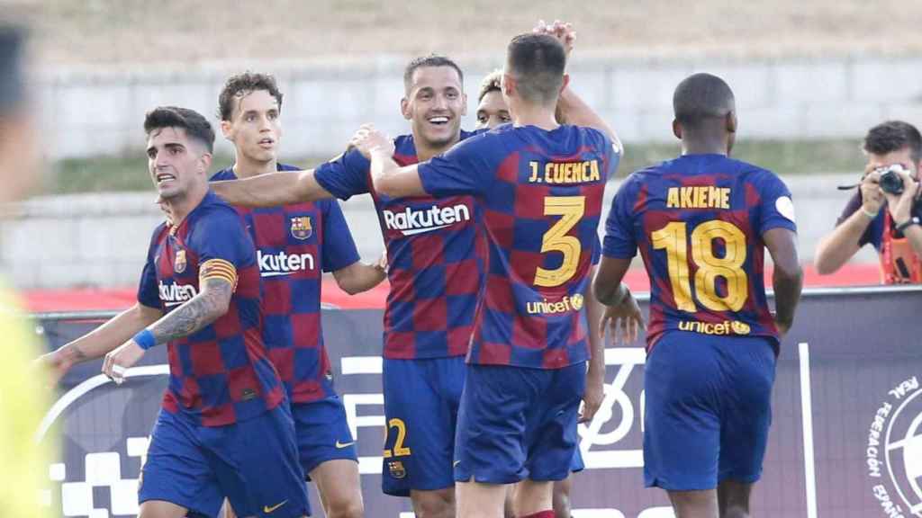 Monchu, Manaj, Akieme, Cuenca y Orellana celebrando un gol del Barça B contra el Real Valladolid / FC Barcelona