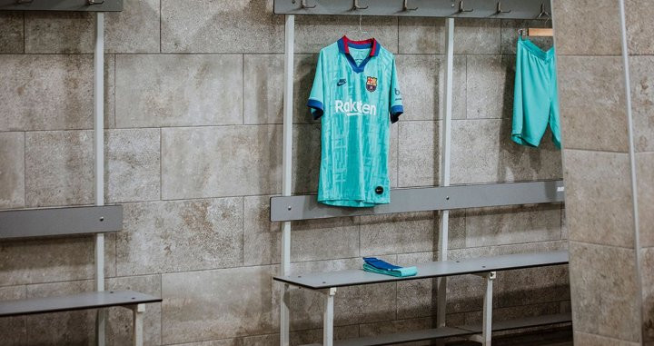 Imagen promocional de la tercera camiseta del Barça / FC Barcelona