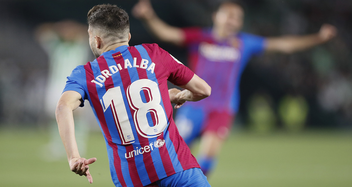 Jordi Alba, celebrando su golazo, en el triunfo del Barça contra el Real Betis / EFE