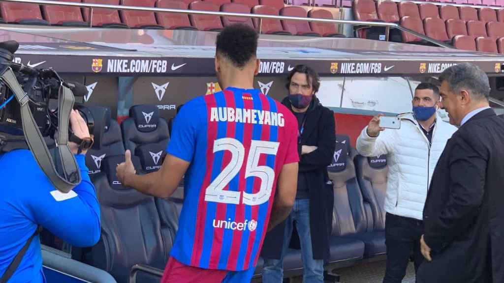 Aubameyang por primera vez en el Camp Nou / Culemanía