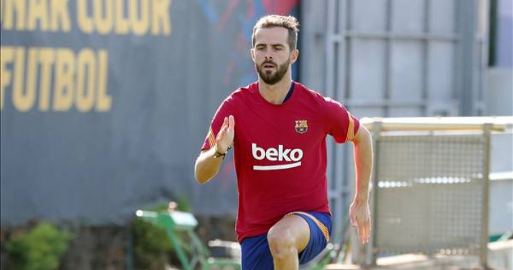 Pjanic entrenando con el Barça en pretemporada / FC Barcelona