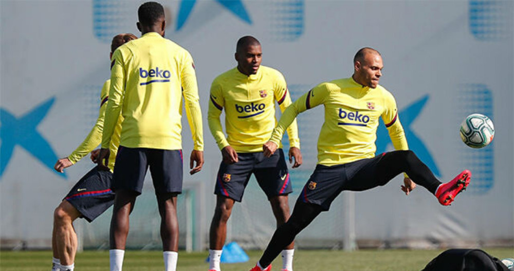 Braithwaite participando en su primer entrenamiento del Barça / FC Barcelona