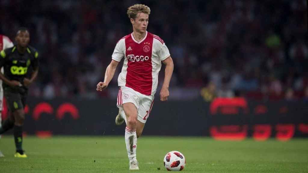 Frenkie de Jong jugando con el Ajax / EFE