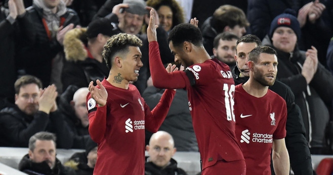 Firmino y Gakpo, en el Liverpool Everton : EFE