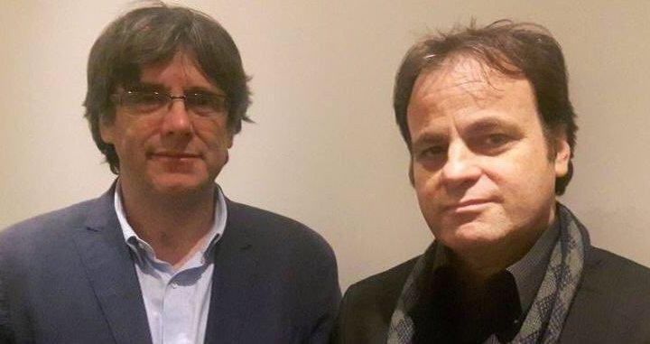 Asens, durante su visita a Puigdemont en Bruselas en noviembre de 2017