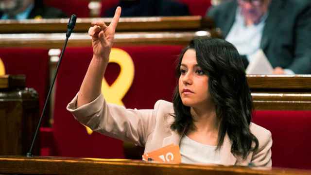 La líder y portavoz de Ciutadans, Ines Arrimadas, cuyo grupo ha impugnado ante el Tribunal Constitucional el voto delegado de Carles Puigdemont / EFE