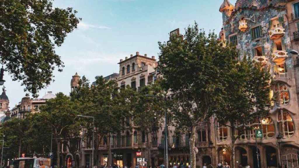 Paseo de Gracia en una imagen de archivo / CG