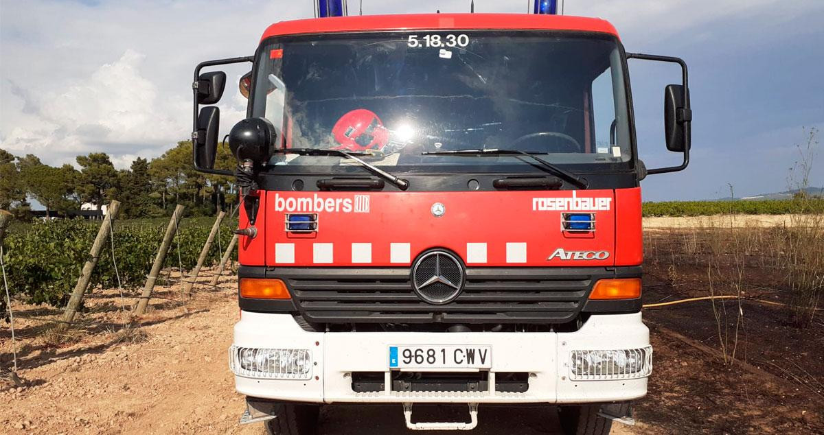 Un camión con matrícula de junio de 2004 en los incendios del fin de semana en Cataluña / CG