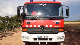 Un camión con matrícula de junio de 2004 en los incendios del fin de semana en Cataluña / CG